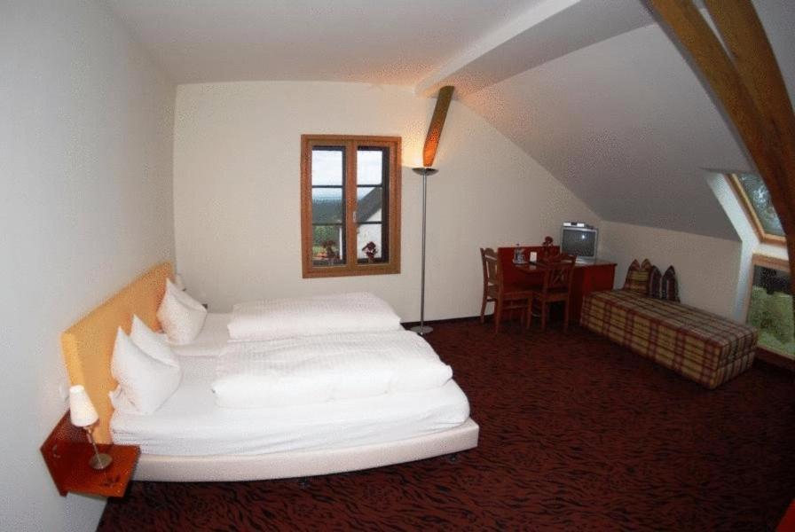 Hotel Zur Schonen Aussicht Feldkirchen-Westerham Pokoj fotografie