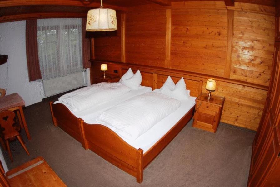 Hotel Zur Schonen Aussicht Feldkirchen-Westerham Pokoj fotografie