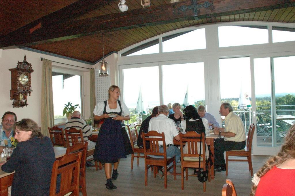 Hotel Zur Schonen Aussicht Feldkirchen-Westerham Exteriér fotografie